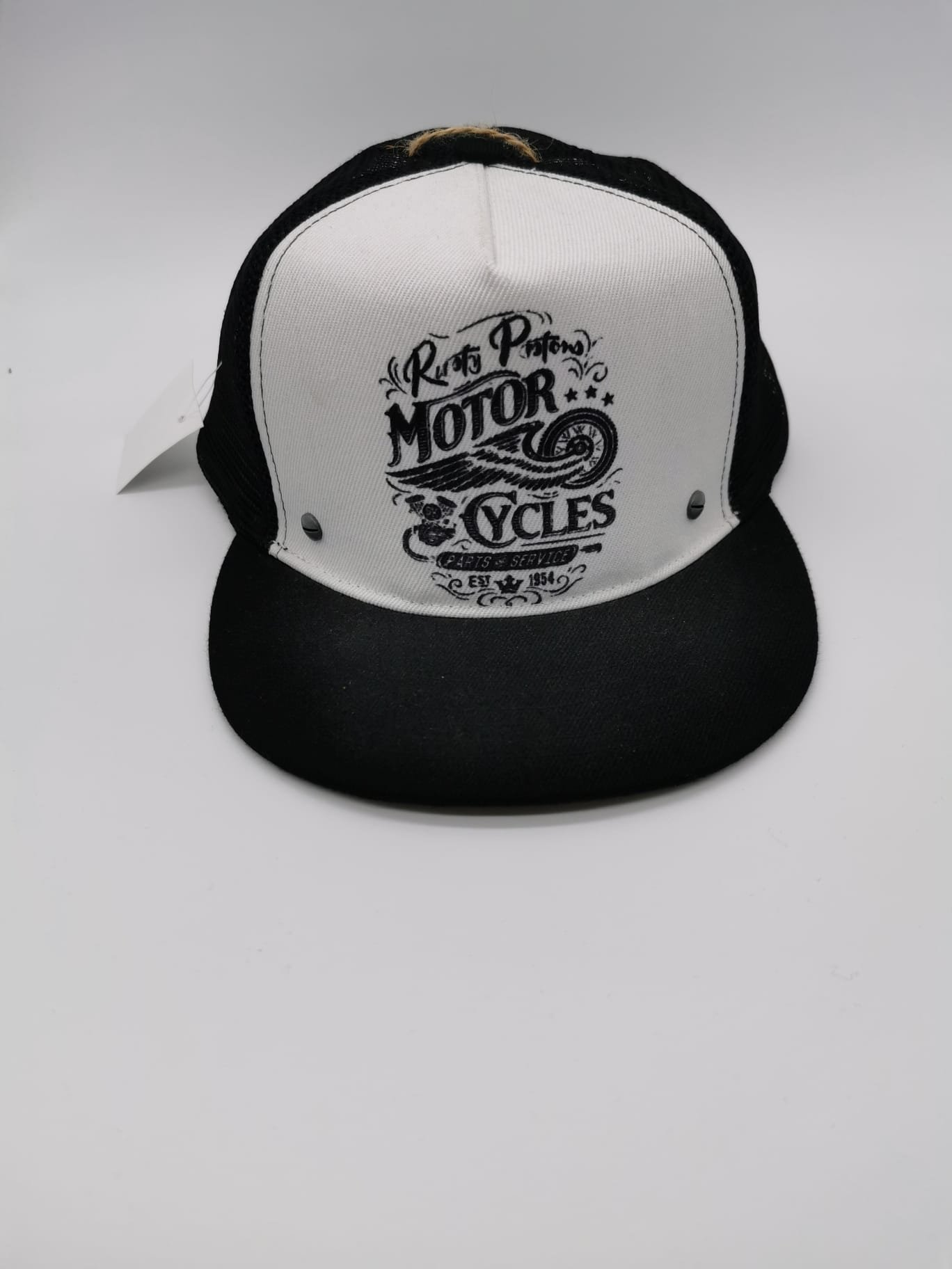 Gorra-Custom-Rusty-Pistons.jpeg Gorra Custom Rusty Pistons - Imagen 1