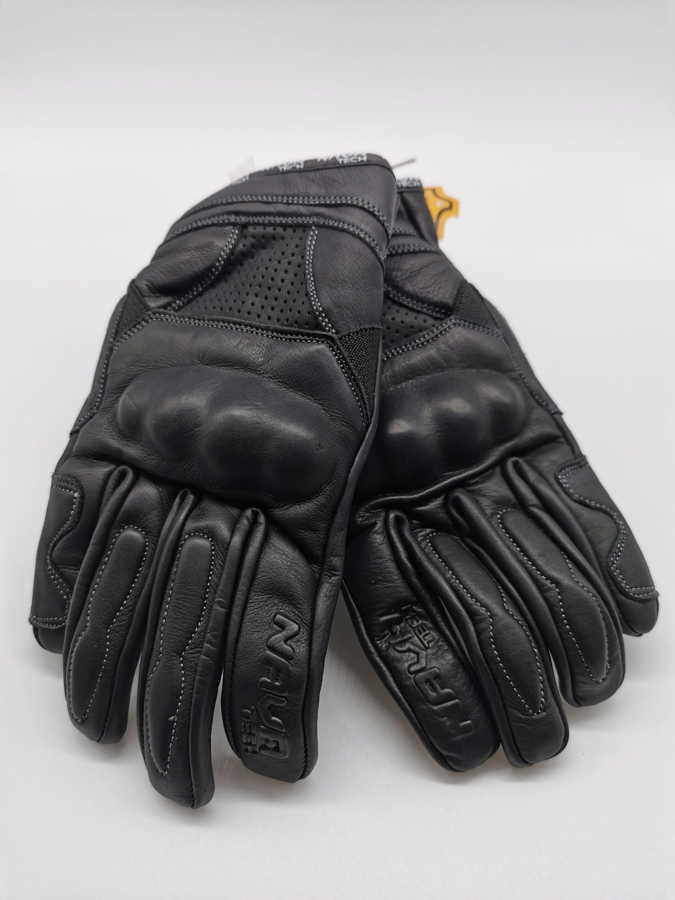 IMG_20220506_203201_resized_20220509_060131493.jpg Guante verano Urban Nava Negro - Imagen 1