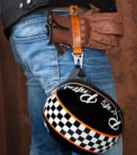 Llavero Porta casco y guantes